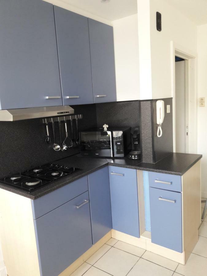 2 Slaapkamer Appartement Op De Zeedijk Van Oostende. Exteriör bild