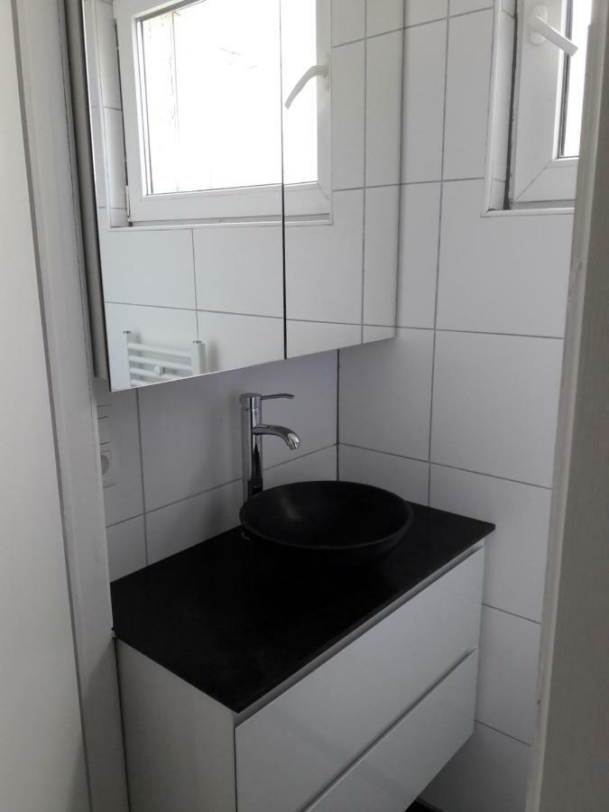 2 Slaapkamer Appartement Op De Zeedijk Van Oostende. Exteriör bild